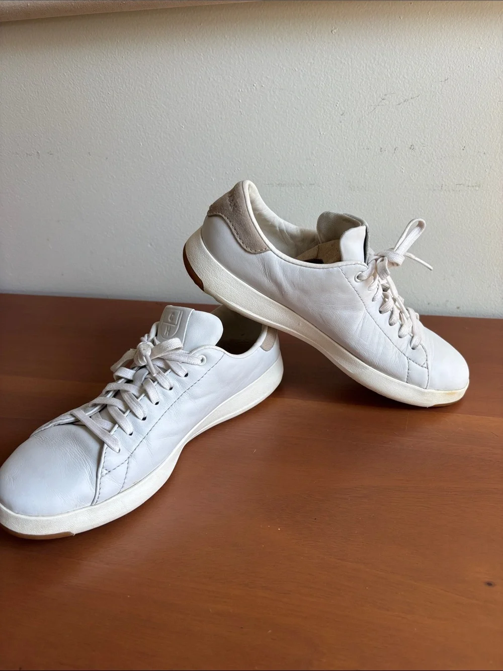 Cole Haan GrandPro White Low-Top Leather Sneakers with Tan Heel Accent size 8